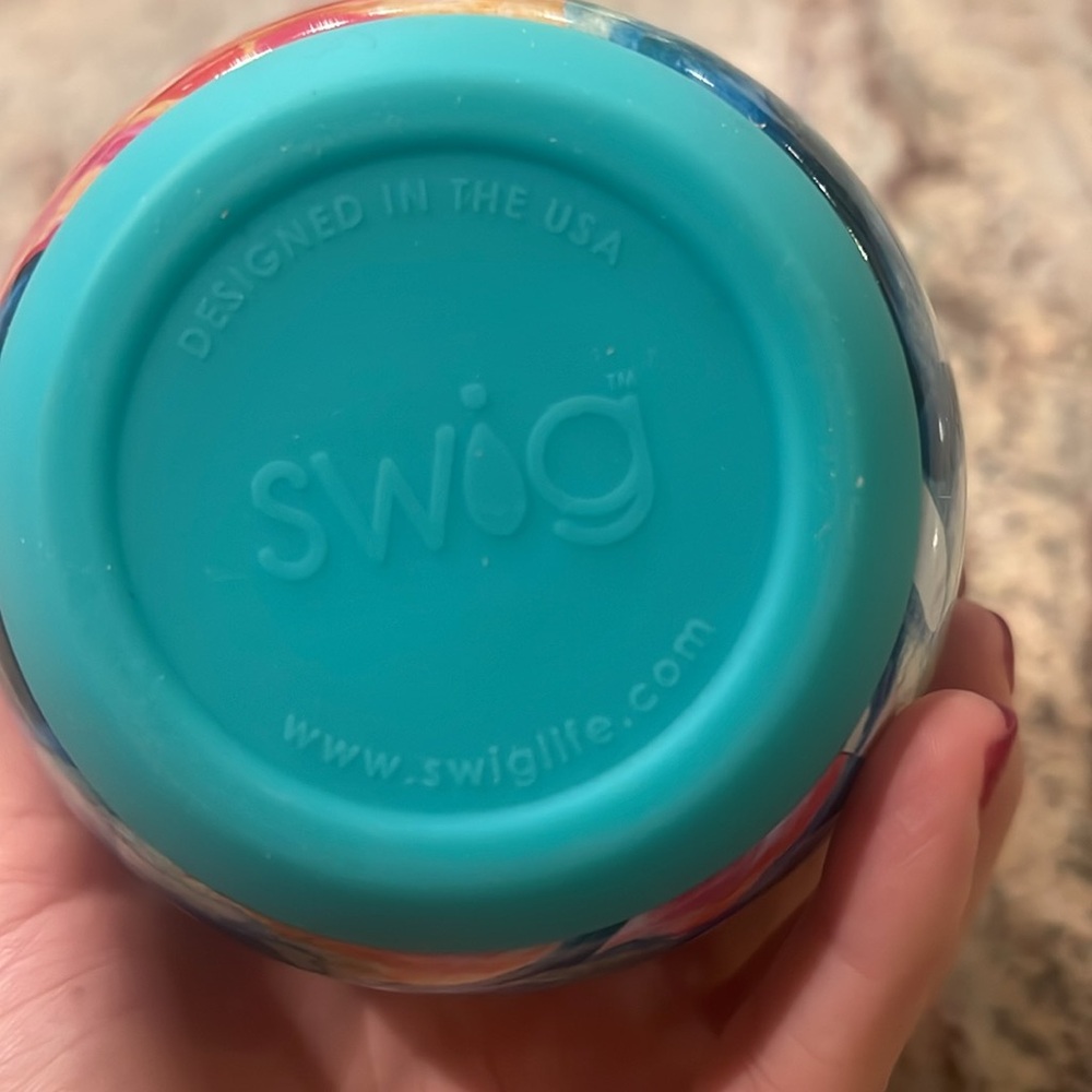 Swig Cup - Picture 3 of 5